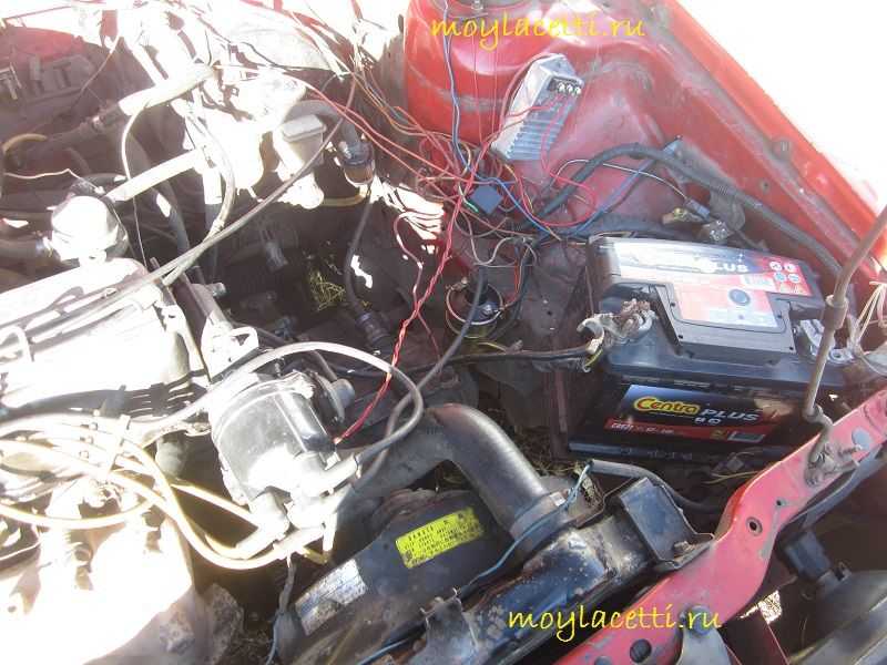 Мазда 626 : Датчик положения коленчатого вала Mazda 626 У нас есть все фото и схемы необходимые для ремонта Полный мануал по ремонту и обслуживанию авто