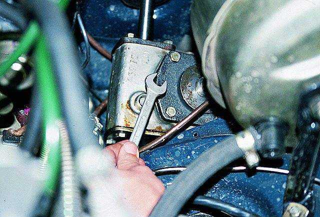 Как отрегулировать рулевой механизм с гидроусилителем автомобиля газ-3110