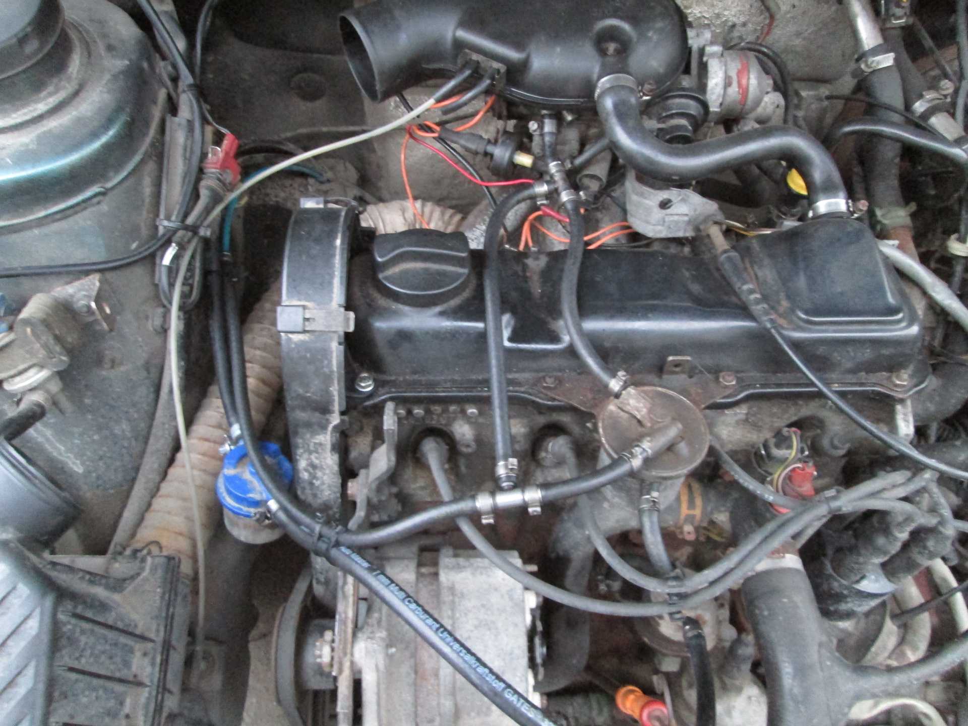 Фольцваген Пассат : Системы питания бензиновых двигателей VW Passat B3 У нас есть все фото и схемы необходимые для ремонта Полный мануал по ремонту и обслуживанию авто