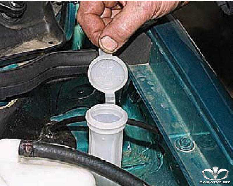 Как поменять жидкость гур в ford focus 1, 2 и 3: когда надо менять, какую жидкость заливать в гидроусилитель руля и сколько, видео о замене масла