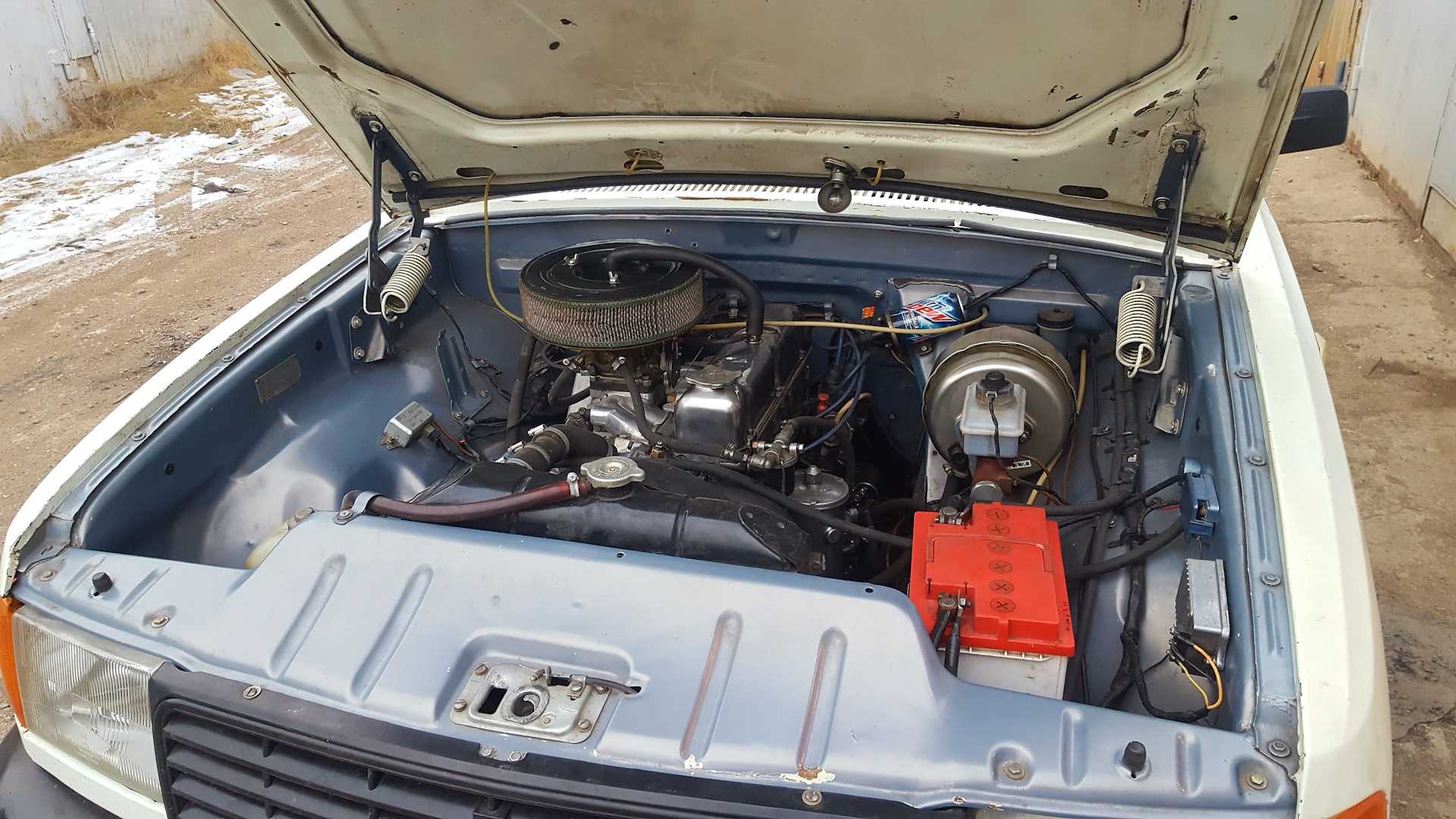 ГАЗ 3110 Волга : Система выпуска отработавших газов У нас есть все фото и схемы необходимые для ремонта Полный мануал по ремонту и обслуживанию авто