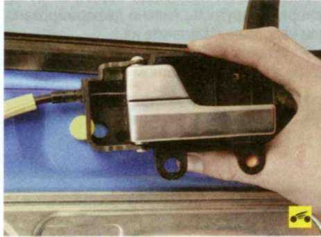 Ford escort снятие и установка внутренней ручки открывания двери ремонт своими руками, расходники