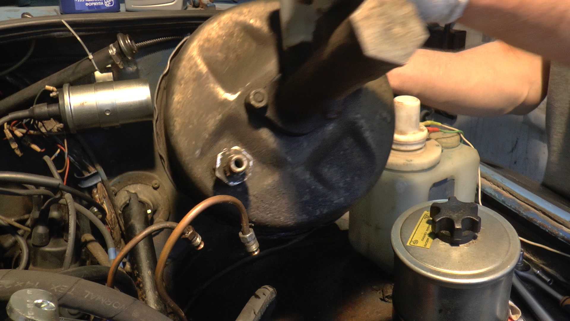 уАЗ 31519  Замена рабочего цилиндра тормозных механизмов задних колес  Хантер У нас есть все фото и схемы необходимые для ремонта Полный мануал по ремонту и обслуживанию авто