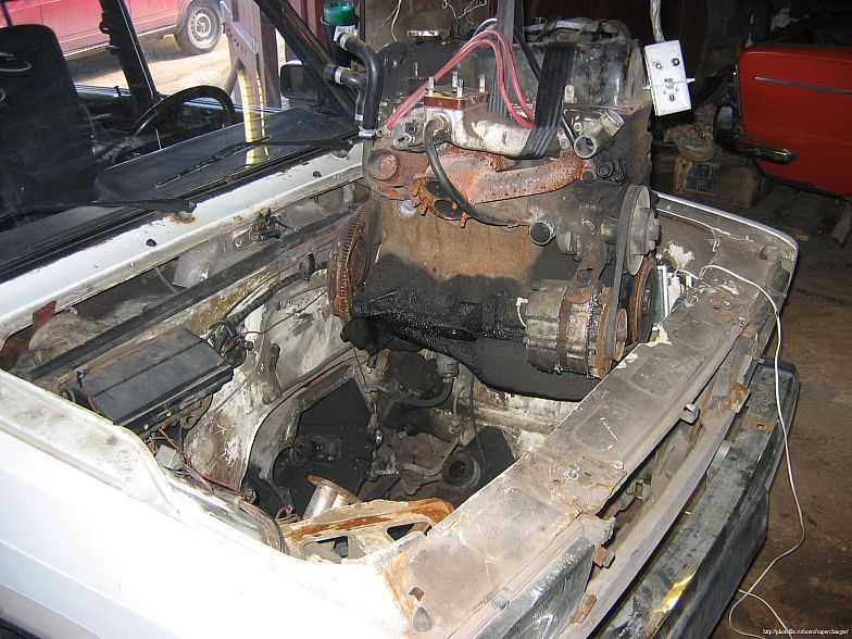 ВАЗ 2101 Жигули : Двигатель У нас есть все фото и схемы необходимые для ремонта Полный мануал по ремонту и обслуживанию авто