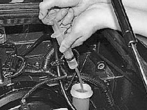УАЗ 3163 Патриот : Снятие и установка педали сцепления У нас есть все фото и схемы необходимые для ремонта Полный мануал по ремонту и обслуживанию авто