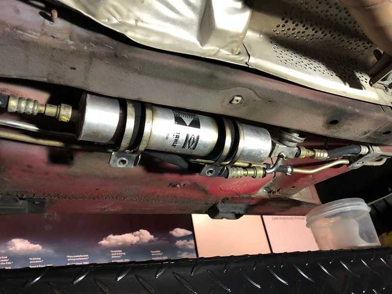 БМВ 5 : Система питания BMW 5 E39 У нас есть все фото и схемы необходимые для ремонта Полный мануал по ремонту и обслуживанию авто