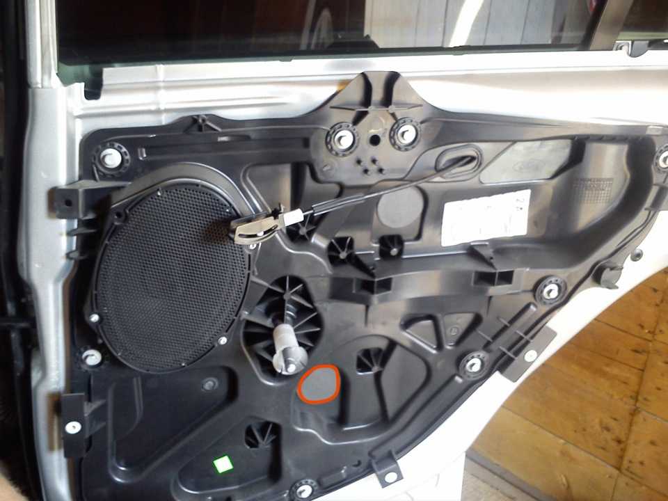 Ford Fusion : Снятие и установка панели приборов У нас есть все фото и схемы необходимые для ремонта Полный мануал по ремонту и обслуживанию авто